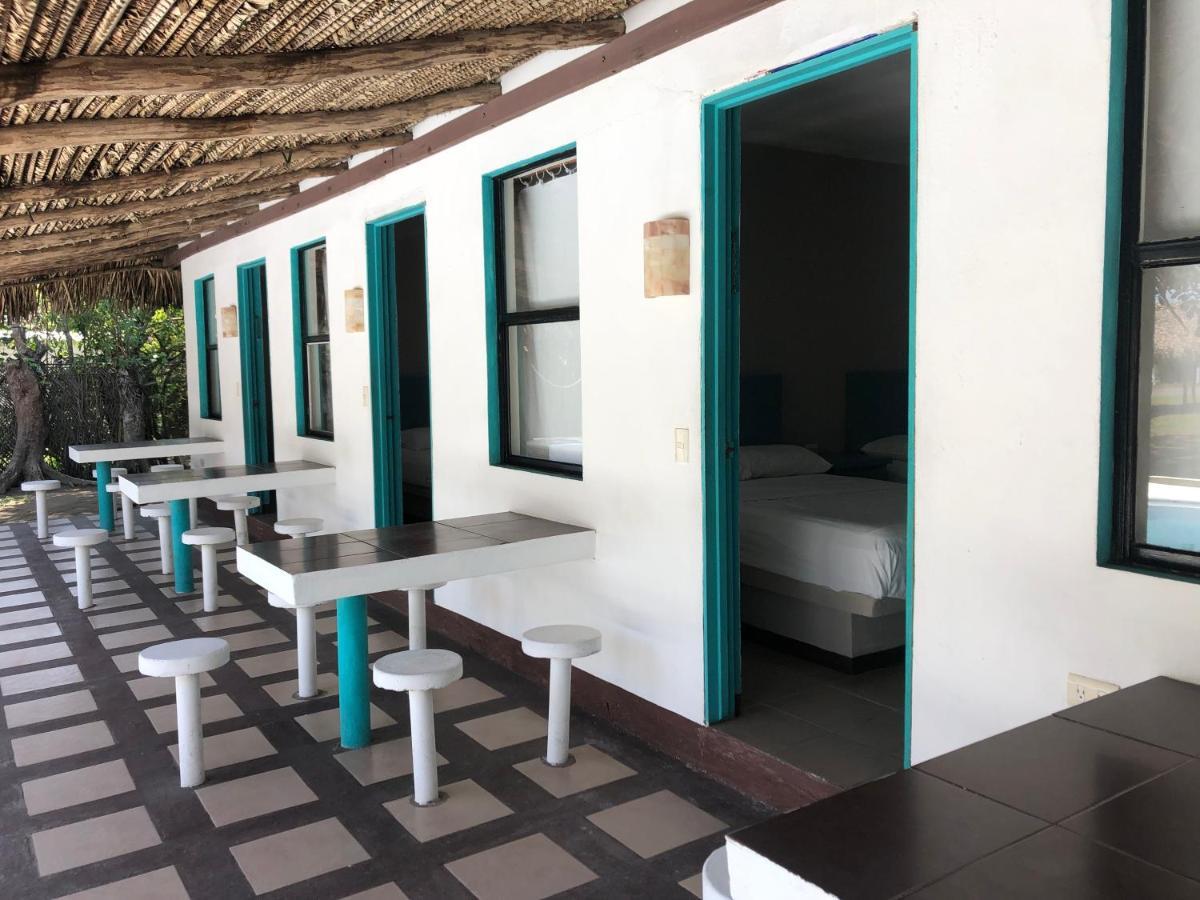 Hotel Bungalows Marbella Costa Esmeralda Monte Gordo Bagian luar foto
