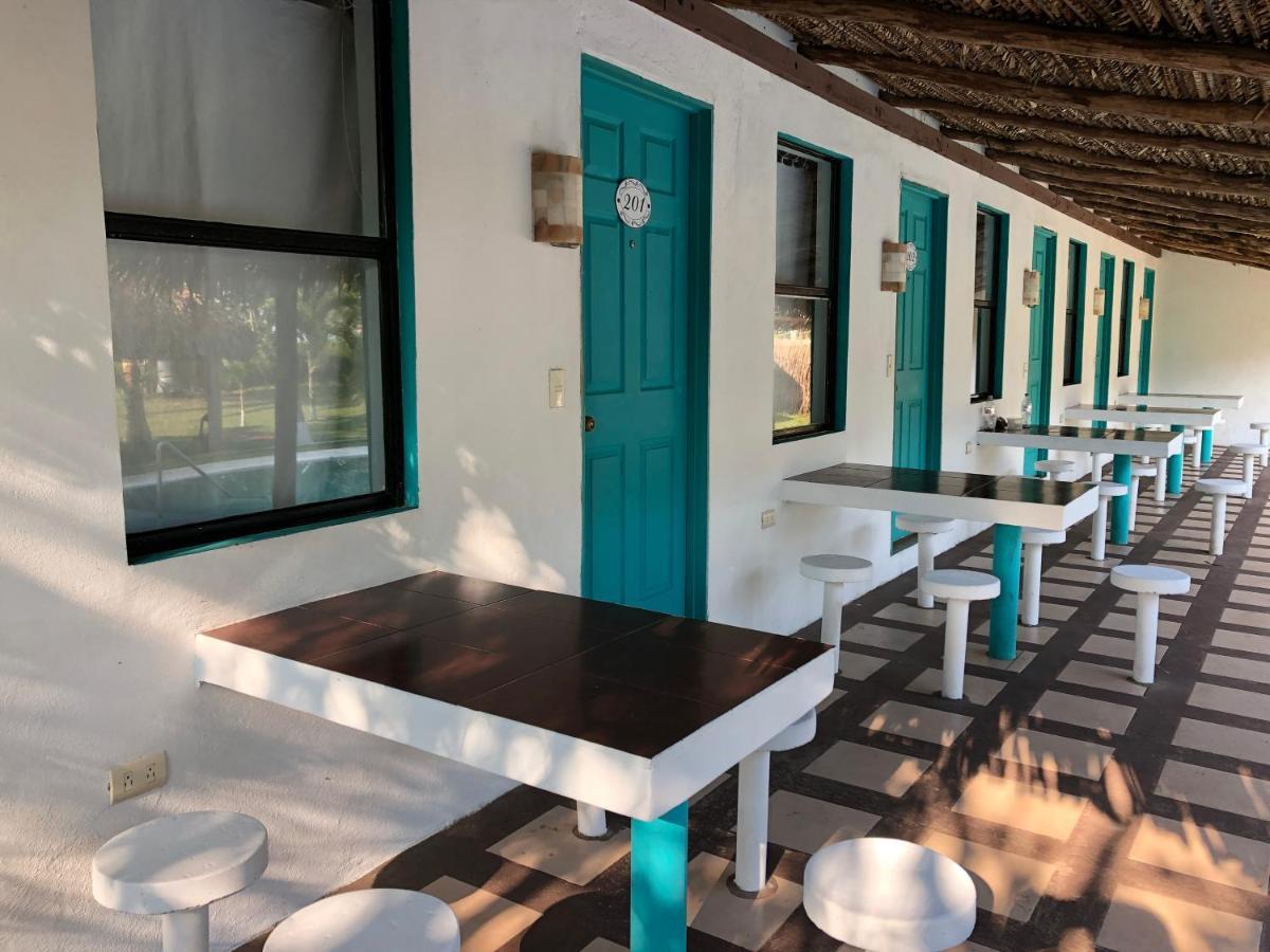 Hotel Bungalows Marbella Costa Esmeralda Monte Gordo Bagian luar foto