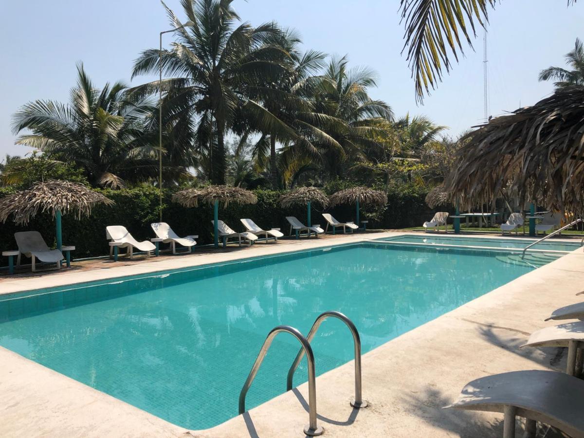Hotel Bungalows Marbella Costa Esmeralda Monte Gordo Bagian luar foto