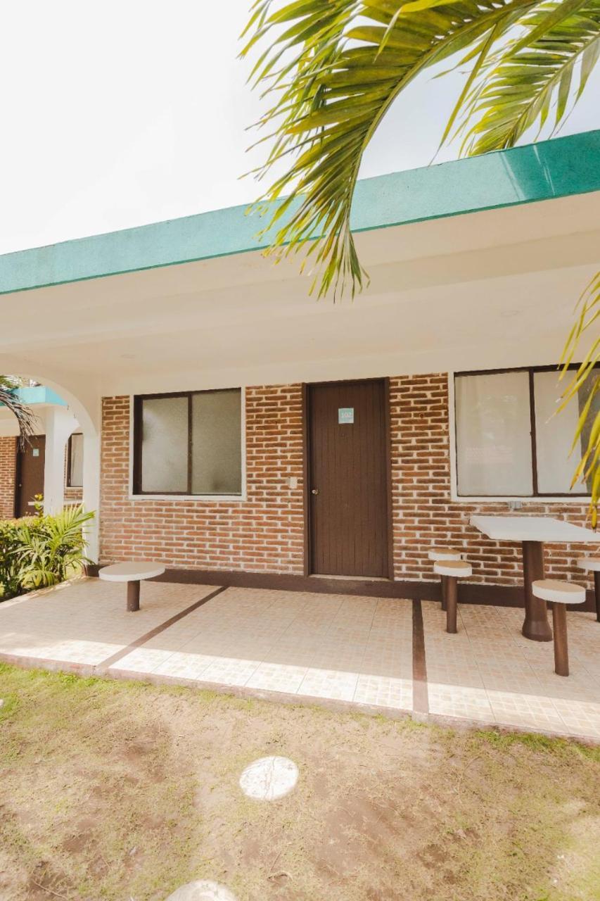 Hotel Bungalows Marbella Costa Esmeralda Monte Gordo Bagian luar foto