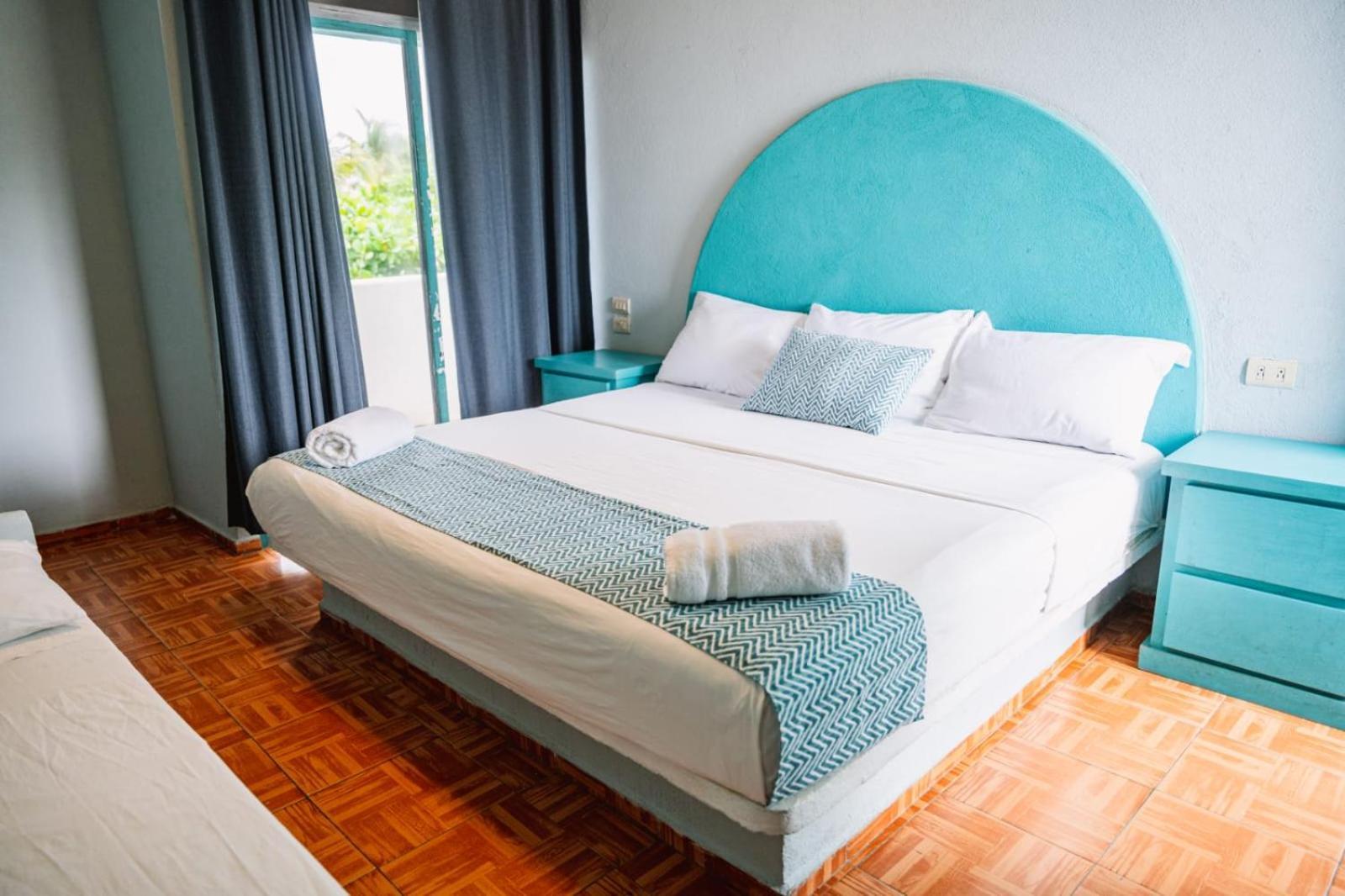 Hotel Bungalows Marbella Costa Esmeralda Monte Gordo Bagian luar foto